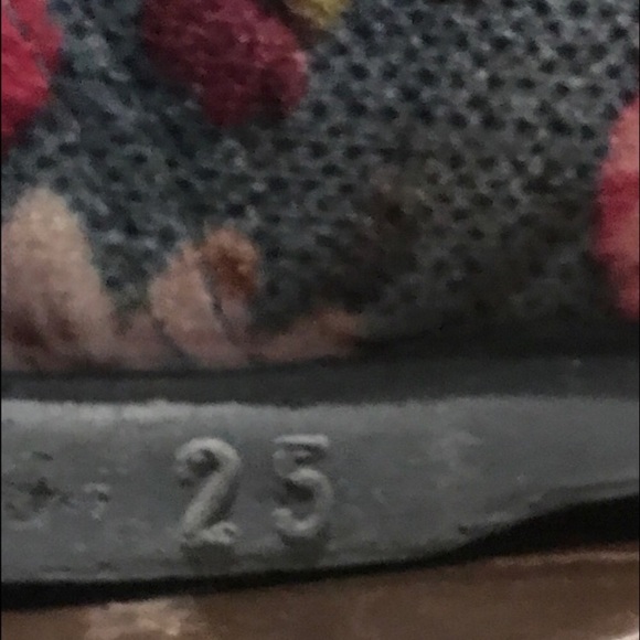 Velvet-Feel Hard Bottomed Slippers/Shoes - 8.5 - Picture 6 of 6